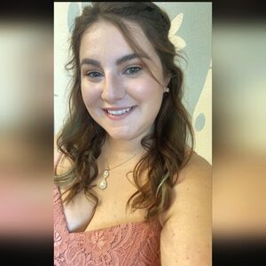 Meet your Posher, Rebecca